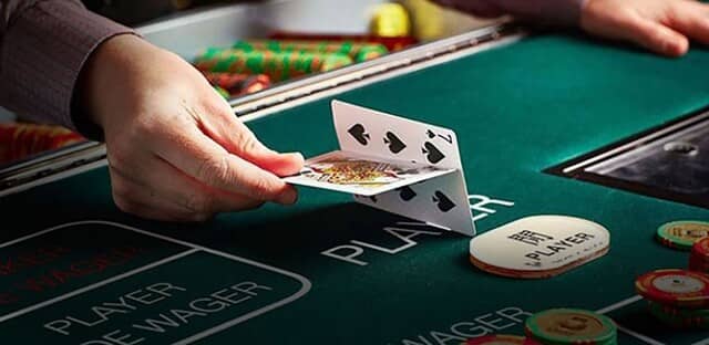 Thuật ngữ cần biết khi chơi bài Baccarat